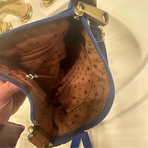 Fossil crossbody blue colour - Picture 14 of 16